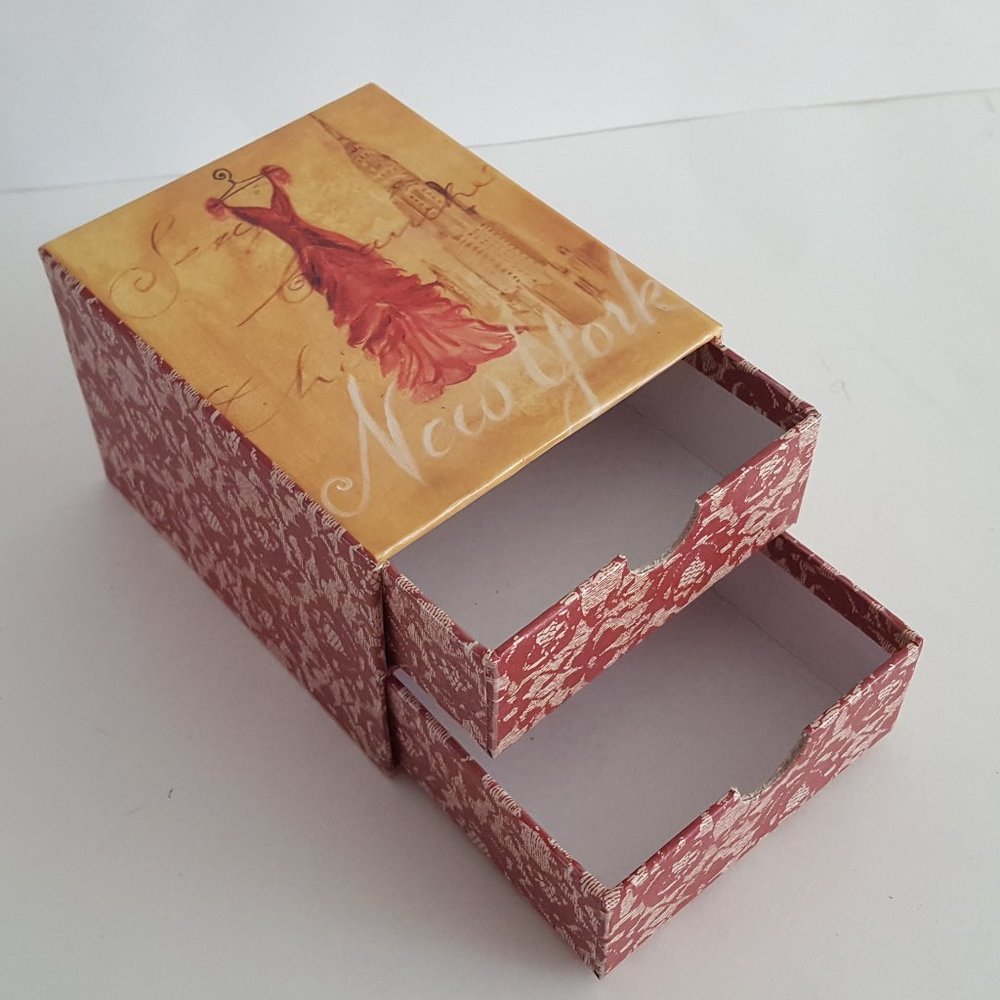 Trinket Box Small 4"x3" New York Jennifer Sosik The Ana Grace Colllection